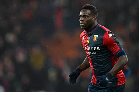 بالوتيلي: كنت فخورًا بتمثيل إيطاليا.. وأرى غياب الرغبة في الدفاع عن القميص